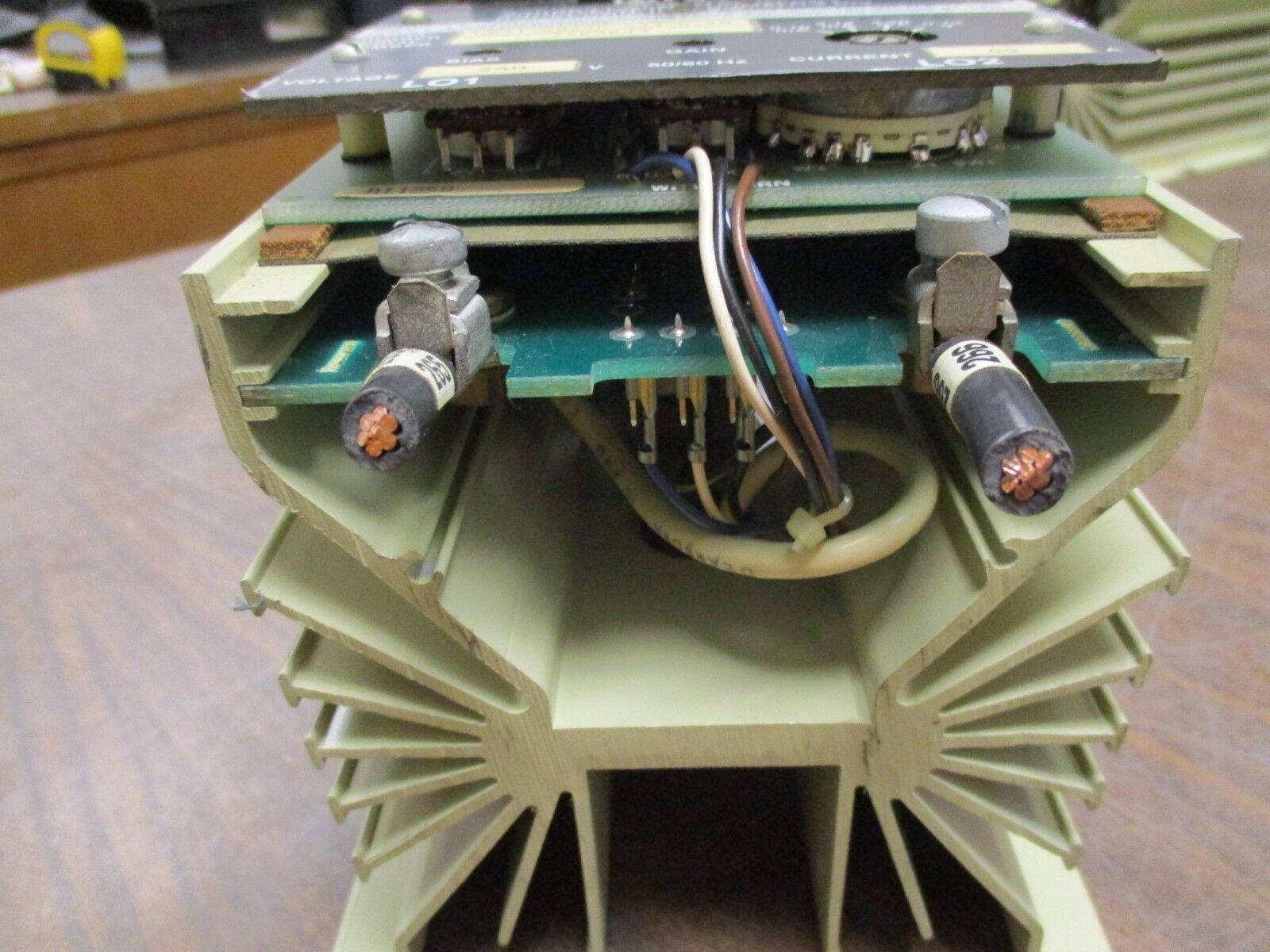 Barber-Colman Power Controller CB41-00240-045-0-20 240V 45A 50/60Hz Used