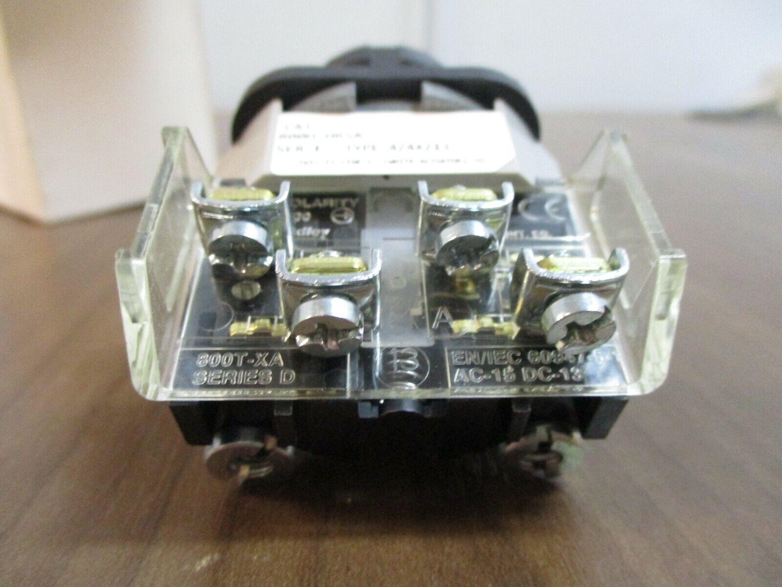 Allen-Bradley Selector Switch 800H-HR5A Ser. F 2-Position New Surplus