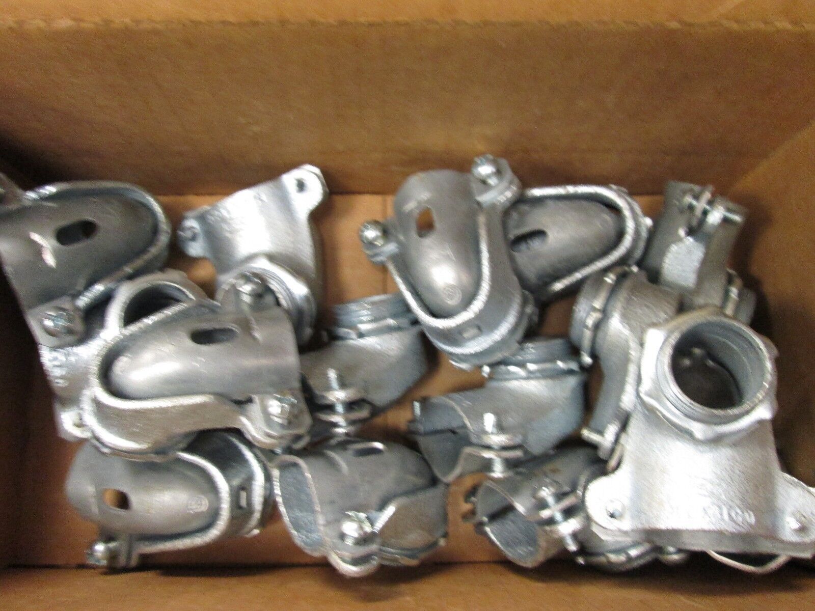 Raco/Hubbell 3/4" 90 Degree Connector 2203 *Lot of 15*