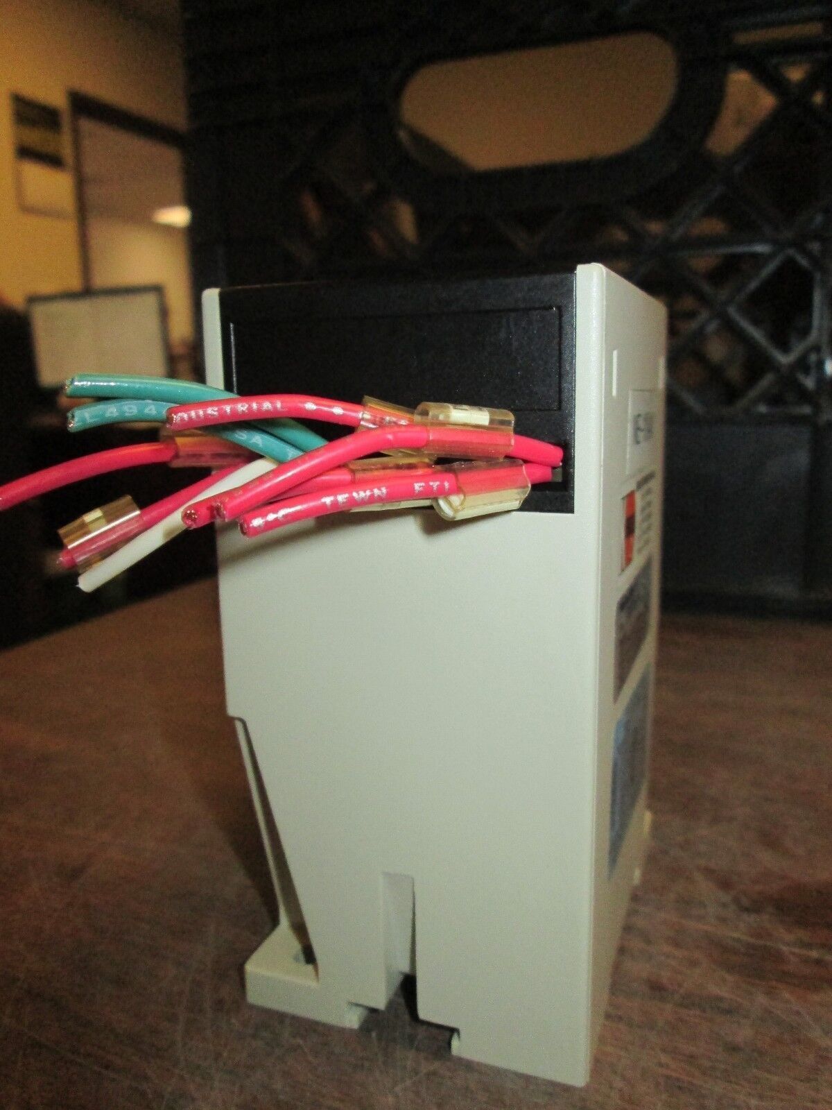 Kobold Electrode Relay NE-104 110V 50-60Hz Used