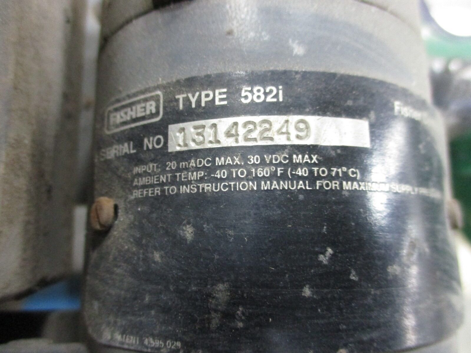 Fisher Diaphragm Control Valve w/ Positioner 667 / EZ Used