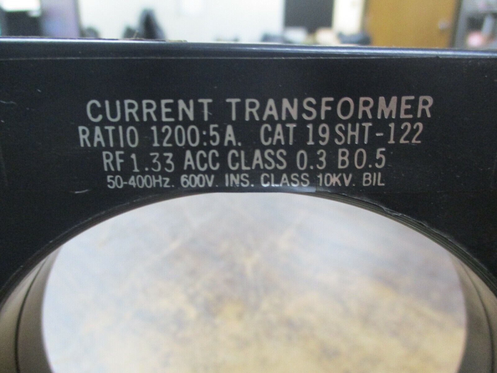 E.I.L. Current Transformer 19 SHT-122 Ratio 1200:5A 600V 50-600Hz 10KV BIL Used