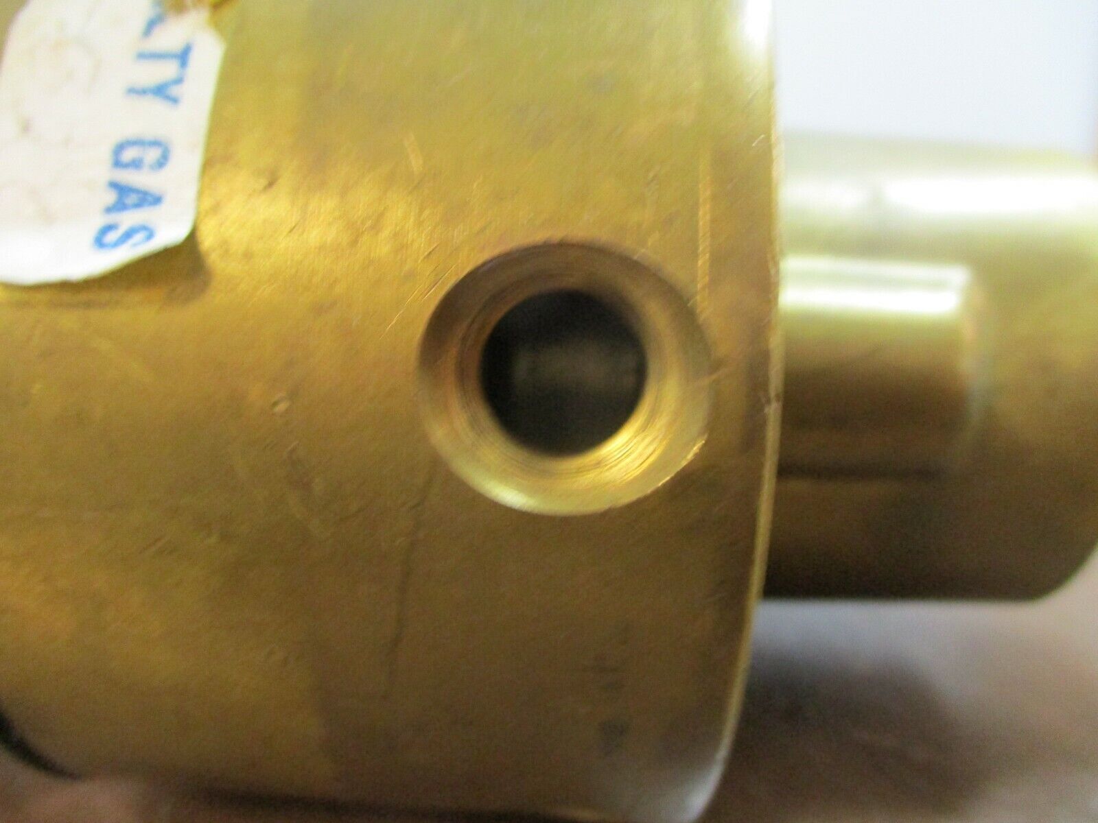 Union Carbide Purox Gas Regulator TSA-200-320 Used