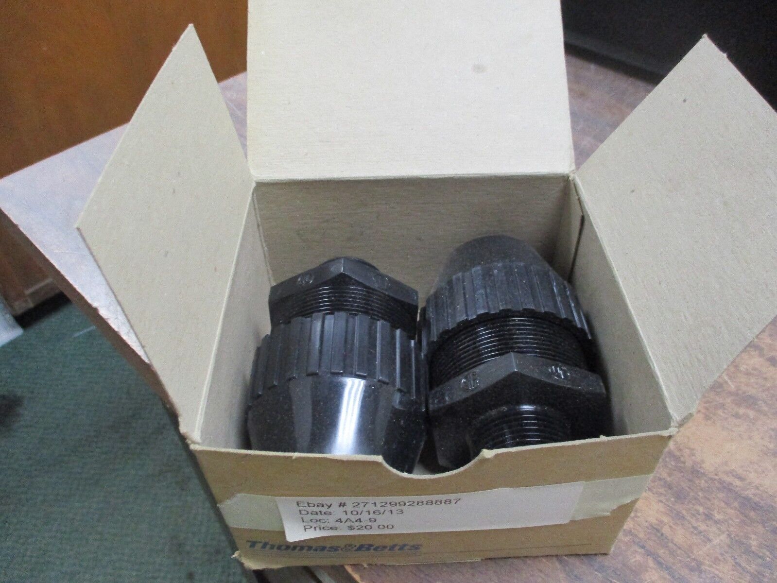 Thomas & Betts 1" Strain Relief Cord Connector 2699 *Lot of 2* New Surplus