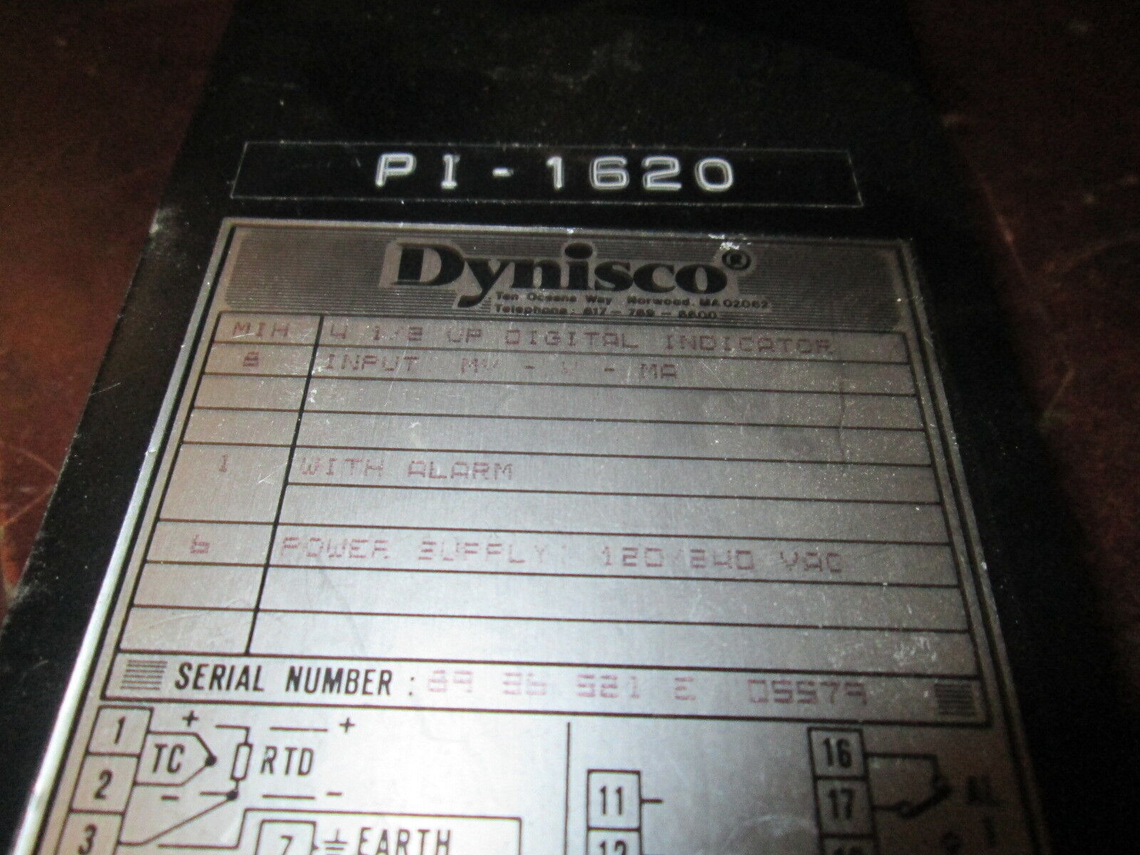 Dynisco Digital Indicator 4 1/2 UP 120V/240VAC Used