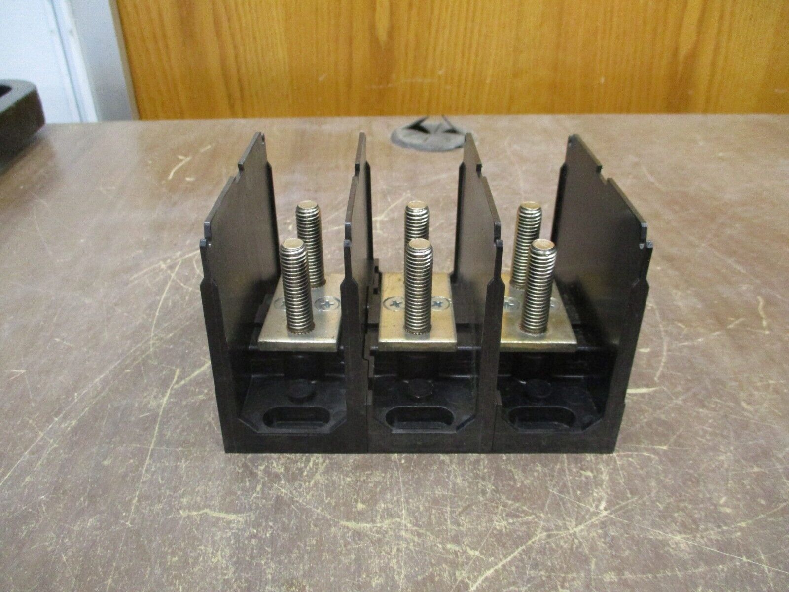 Marathon Power Distribution Block 1333564 310A 600V 3P Line/Load: M10 STUD