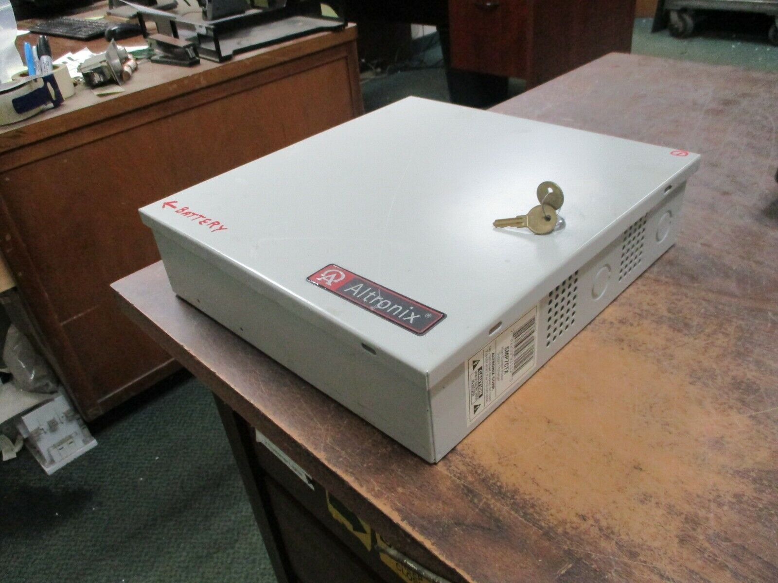 Altronix High Current Power Supply/Charger SMP7CTX Used