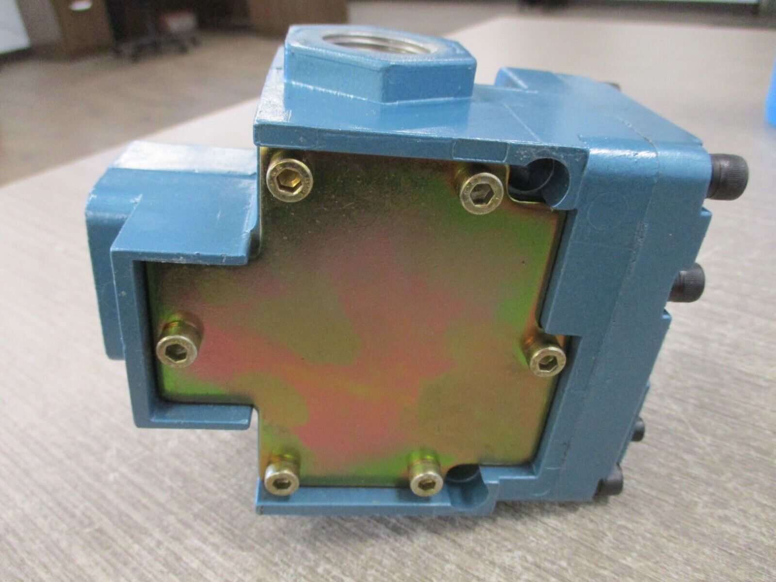 MAC Pilot Valve 57D-52-RE VAC-150 PSI *No Box* New Surplus