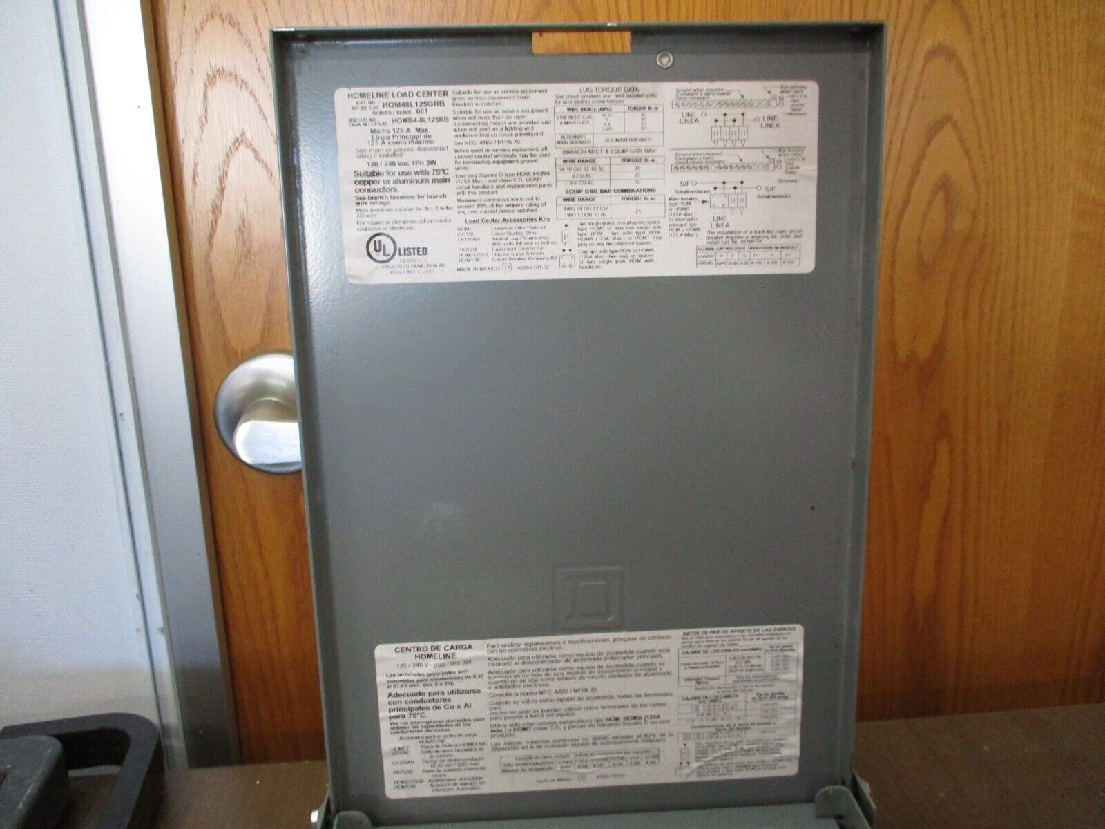 Square D Homeline 3R Load Center HOM4-8L125GRB 125A 120/240V 1Ph 4-Slot Used