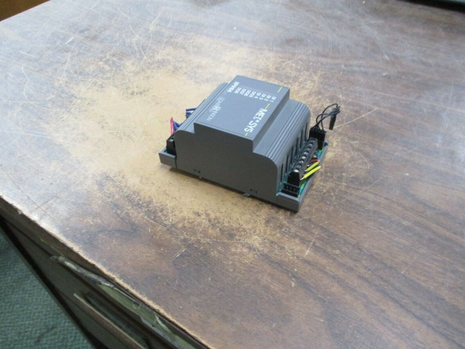 Johnson Controls Metasys XT9104 Extension Module XT-9104-8004 Used