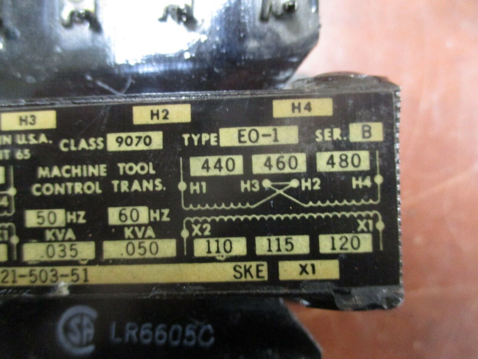 Square D Control Transformer 9070 E0-1 0.050KVA Pri: 480V Sec: 120V Used