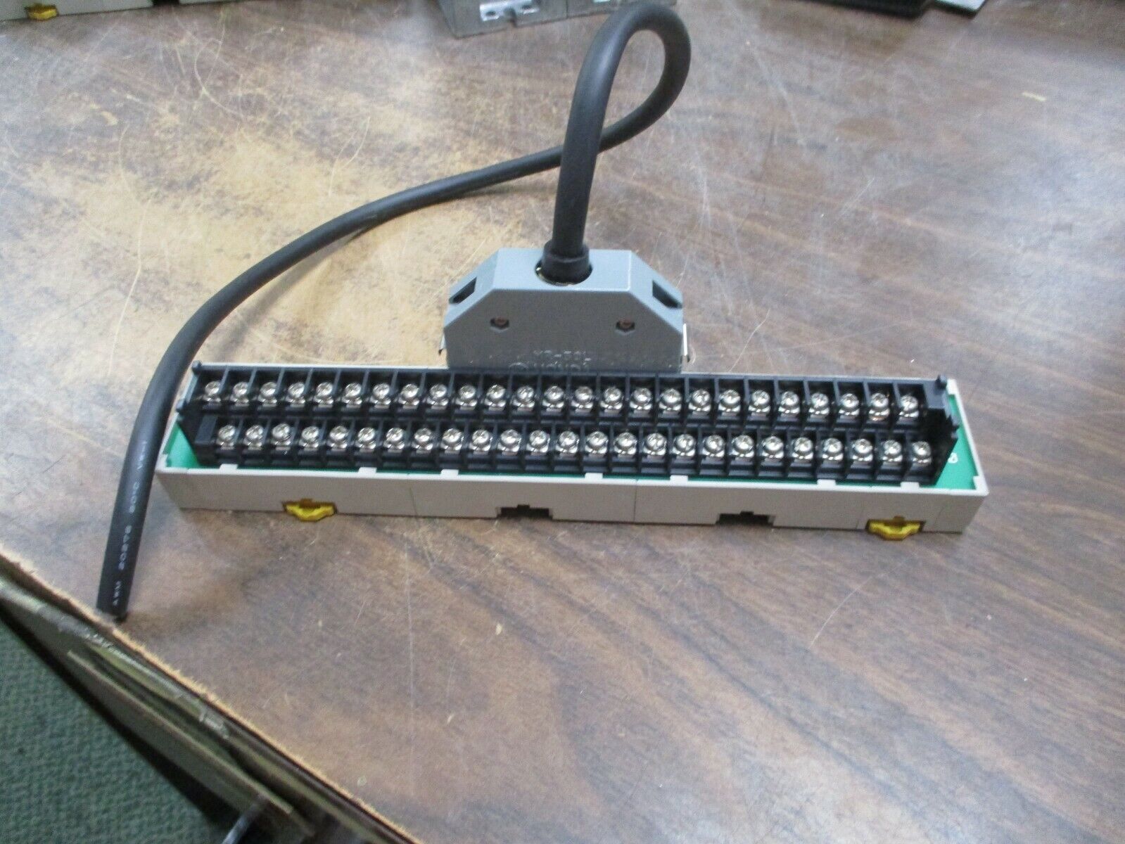 Yaskawa Connector Board Terminal Block JUSP-TA50P Used