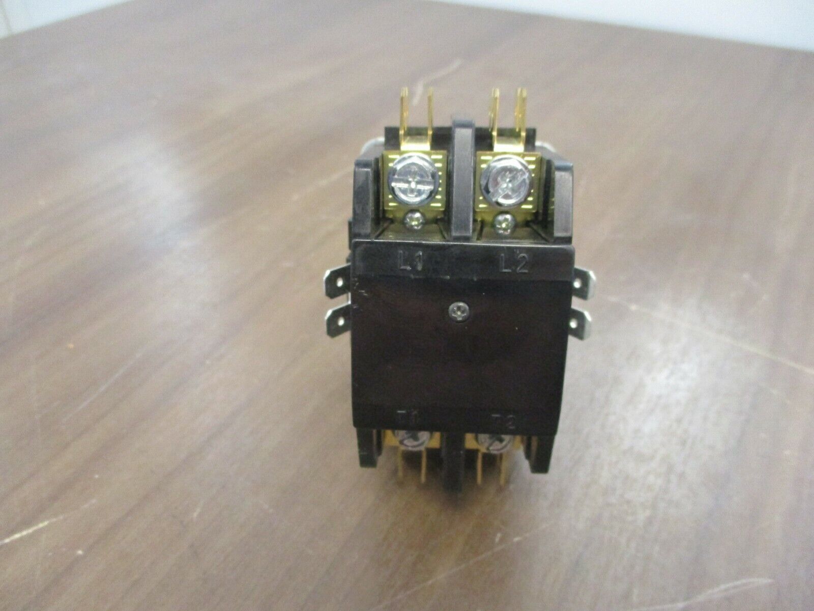 Dayton Contactor 6GNY4 24V Coil 30A 600V Used