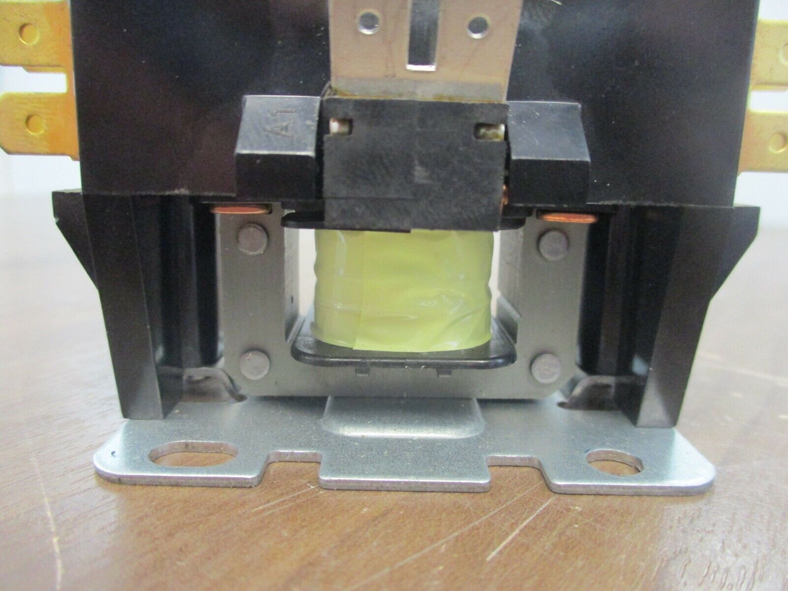 Dayton Contactor 6GNY4 24V Coil 30A 600V Used