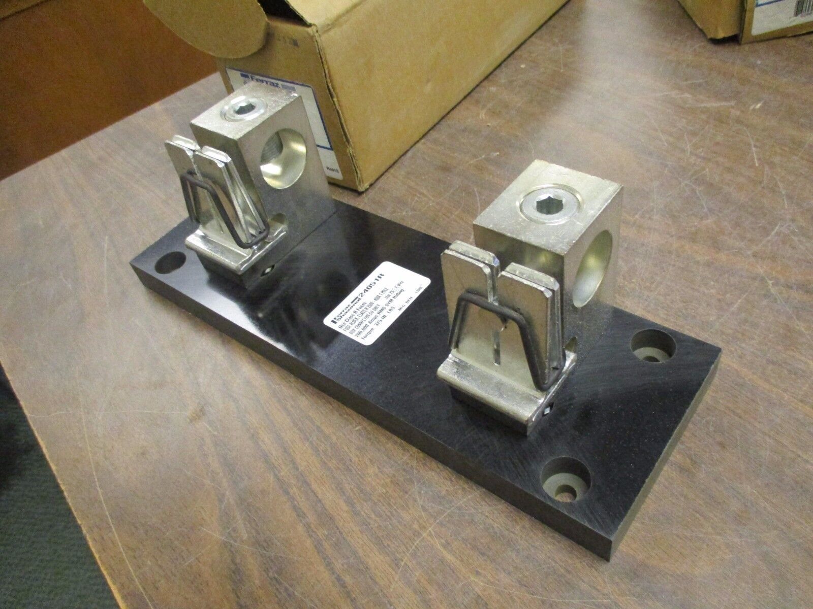 Ferraz Shawmut Fuse Block 24051R 400A 250V New Surplus