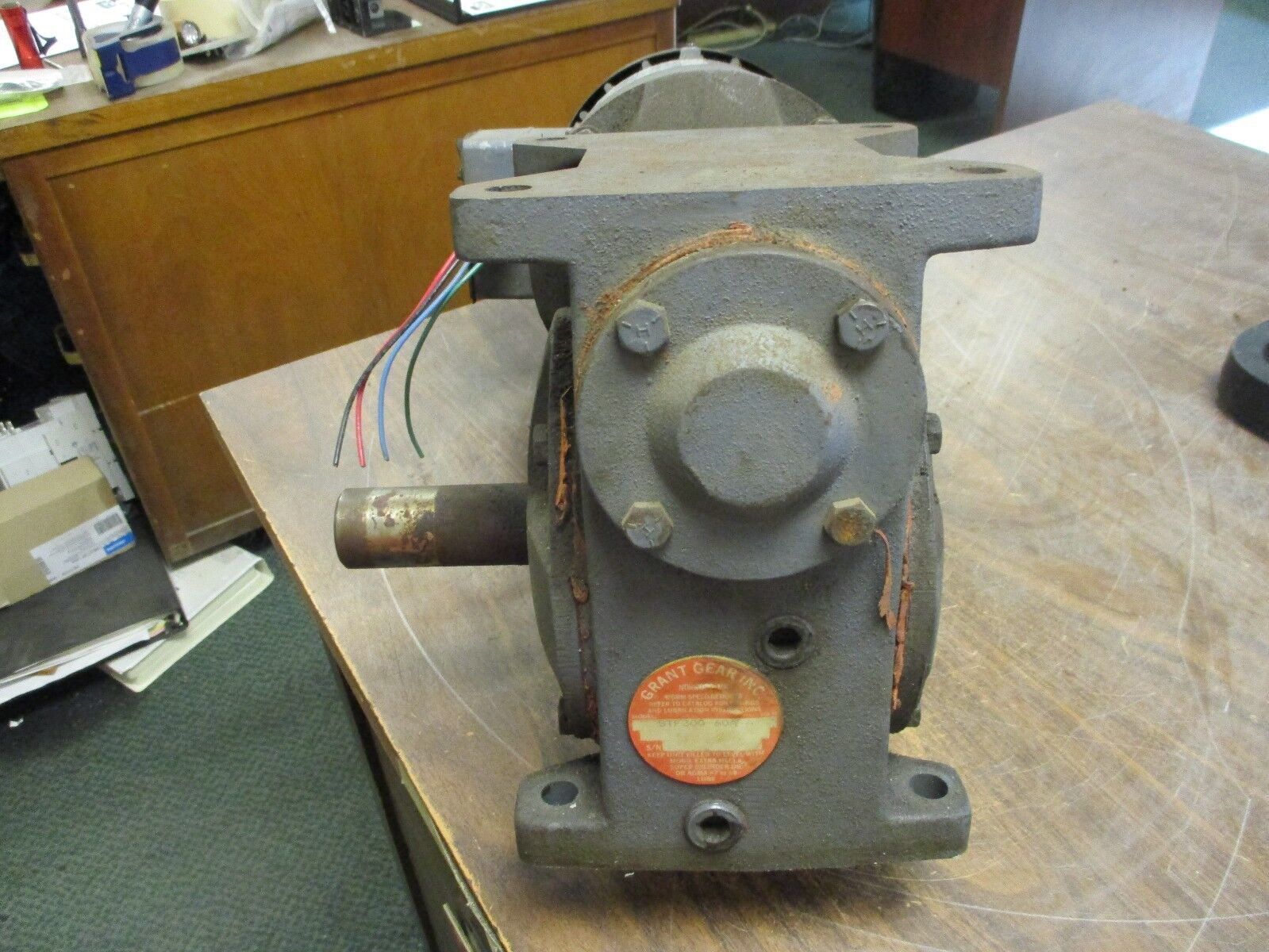 MagneTek H931 AC Motor w/ Gear 8-158722-01 1.5HP 1800RPM FR: KA56C 200-230/460V