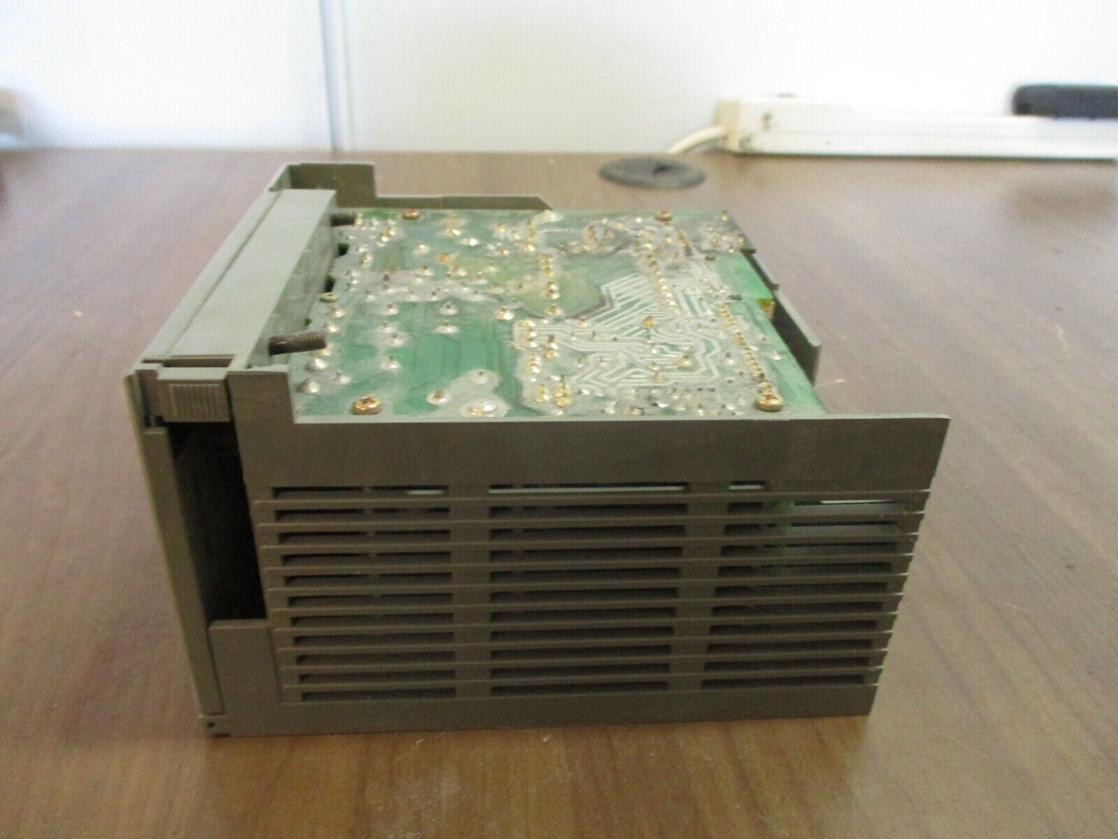 Allen-Bradley SLC 500 Power Supply 1746-P2 Ser. C *Broken Corner* Used