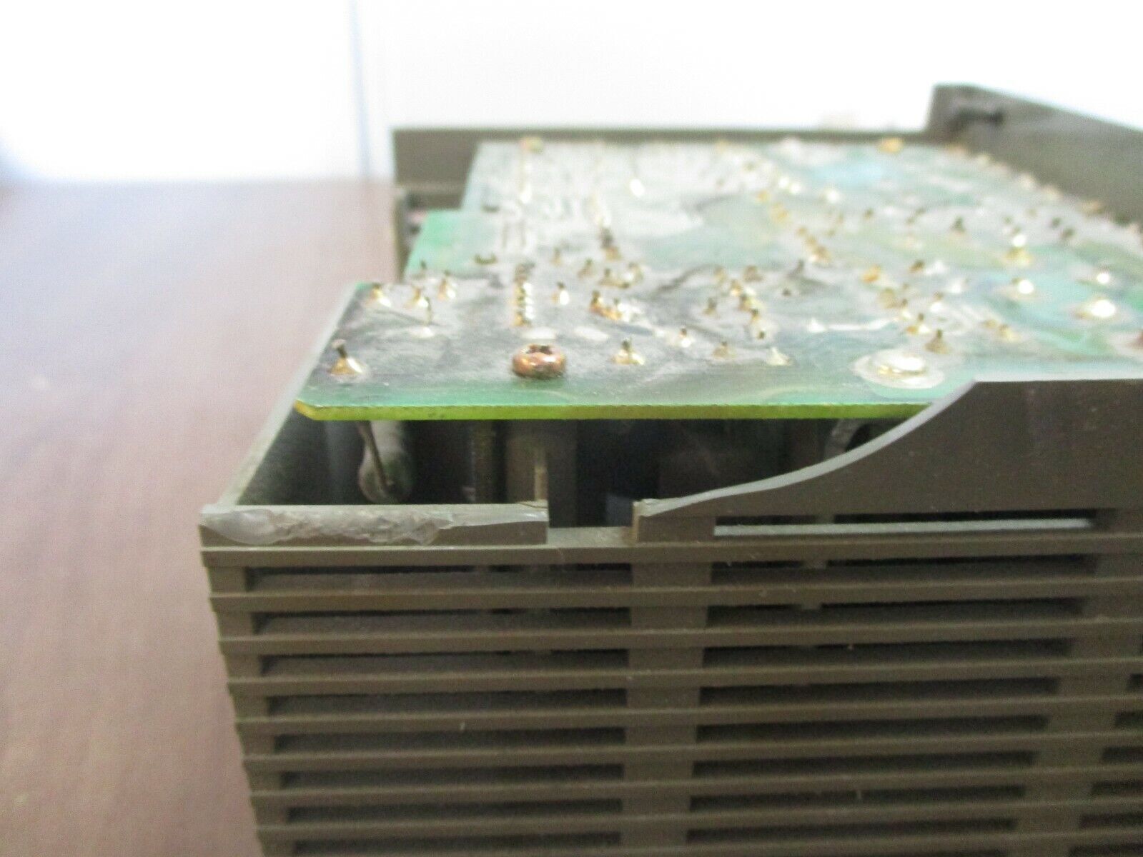 Allen-Bradley SLC 500 Power Supply 1746-P2 Ser. C *Broken Corner* Used