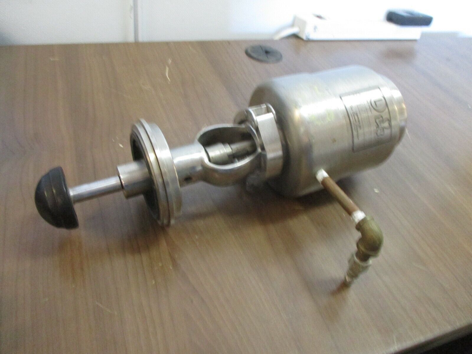 Tri-Clover Tri-Flo Valve Actuator 561-30-A220-2-FIG2 Stainless Steel Used