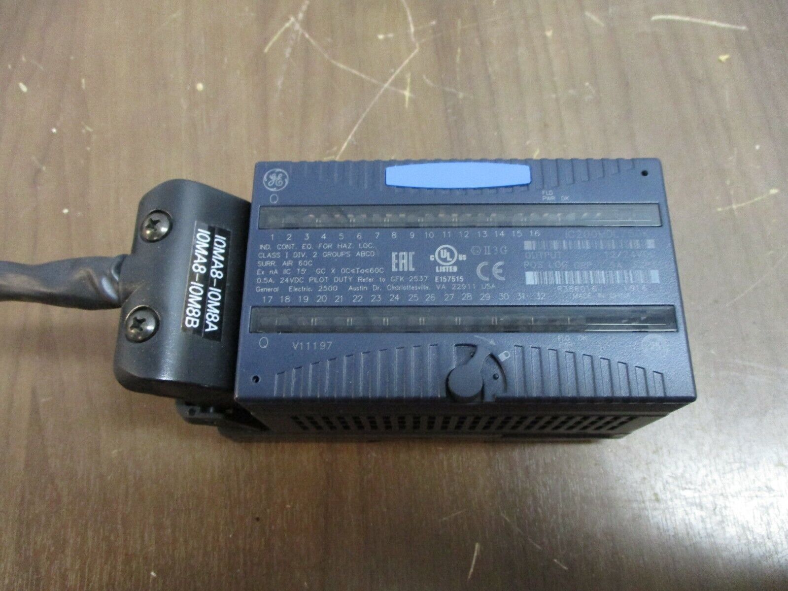 GE VersaMax Discrete Output Positive Logic Module IC200MDL750K 32PT 12/24VDC