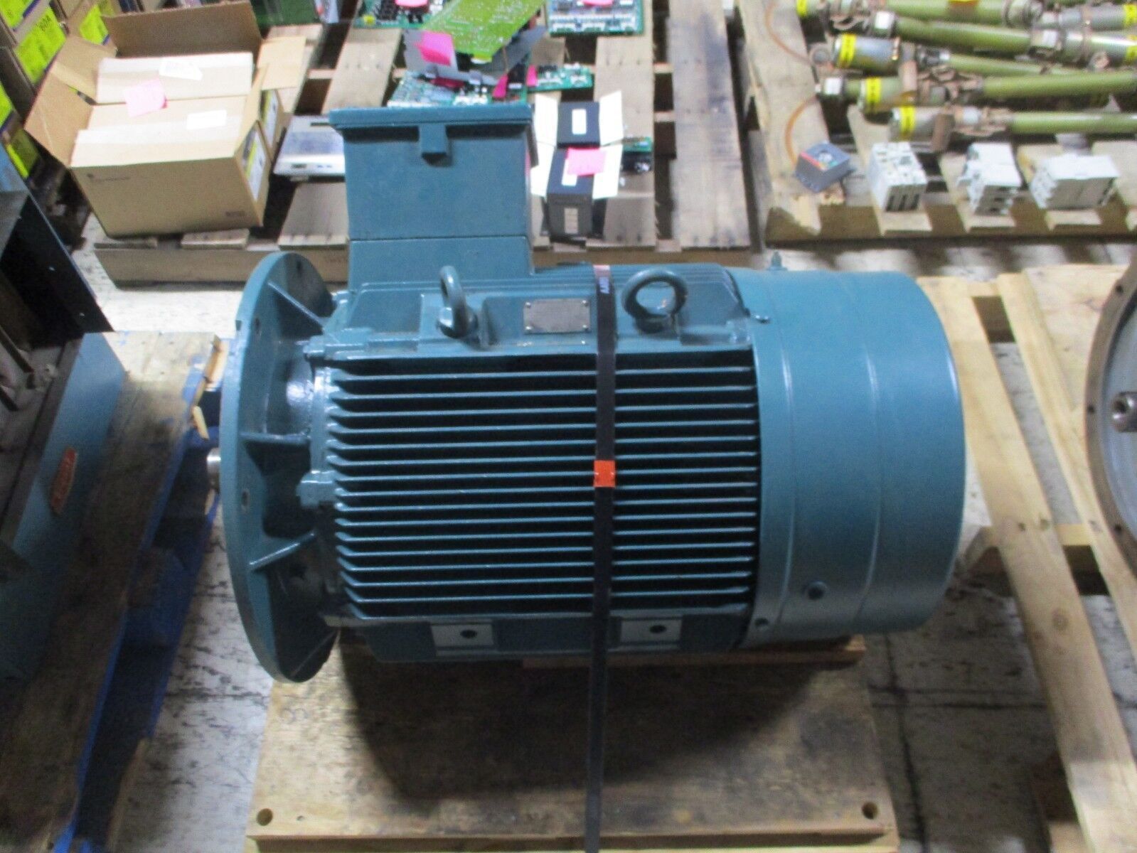 Siemens AC Motor 1LA6 250-2AB91-Z 125HP 3600RPM 440V 60Hz 93kW 142FLA Used