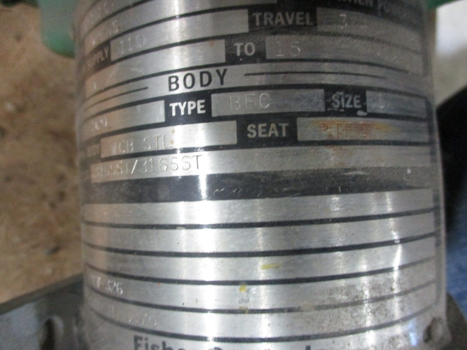 Fisher Diaphragm Control Valve w/ Positioner 667 / BFC Size 30 / 1" Used