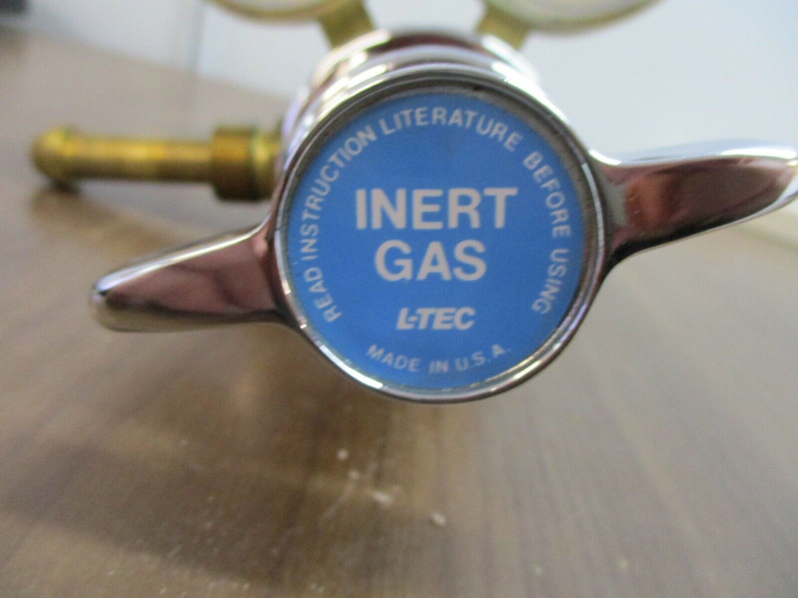 L-Tech 9002 Trimline Inert Gas Regulator R-77 150-580 Used