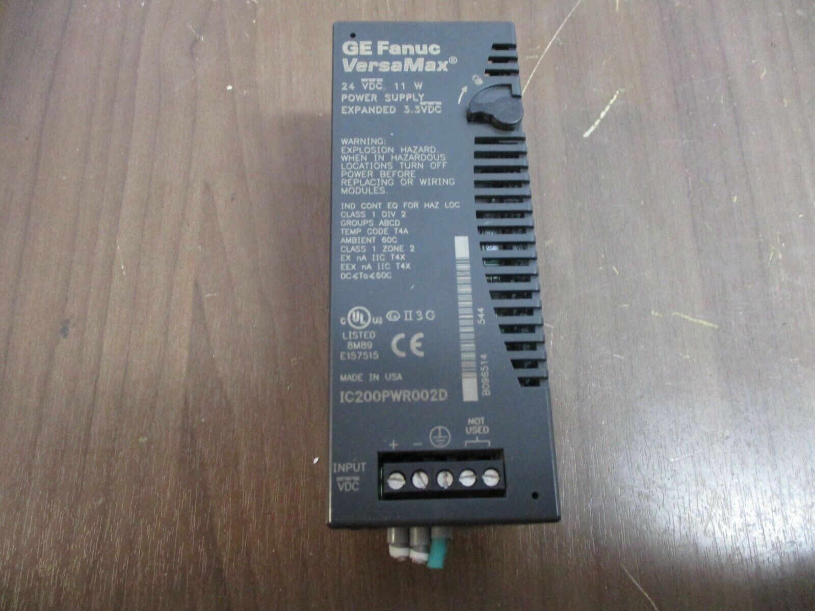 GE Fanuc VersaMax Power Supply IC200PWR002D 24VDC 11W Used