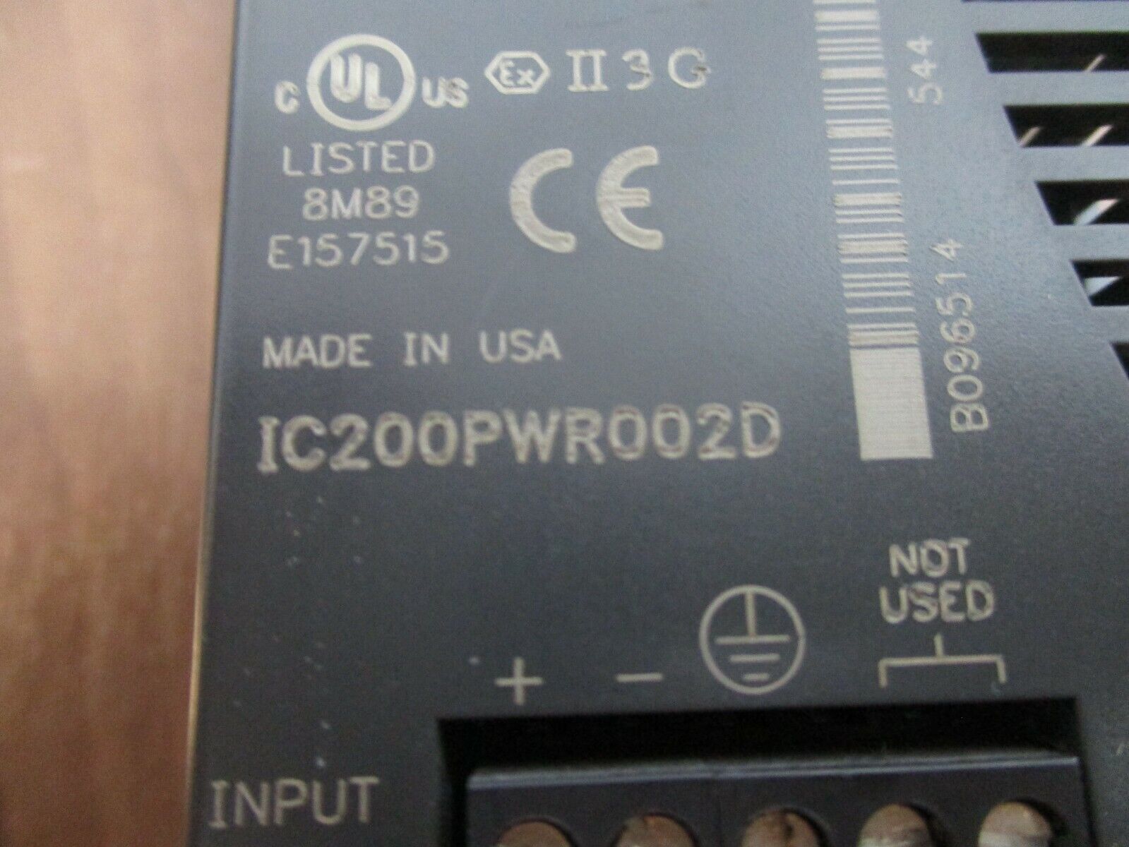 GE Fanuc VersaMax Power Supply IC200PWR002D 24VDC 11W Used
