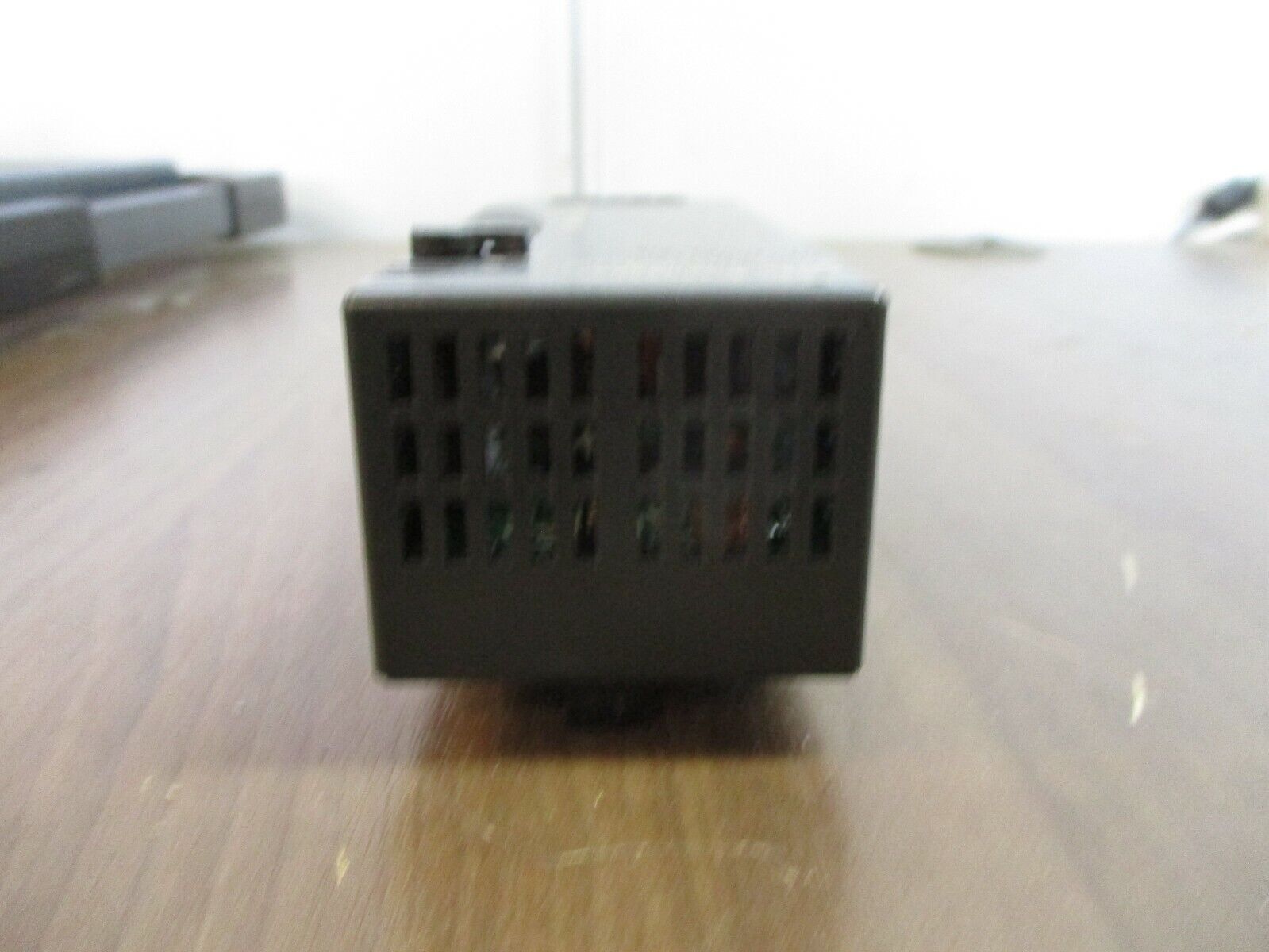 GE Fanuc VersaMax Power Supply IC200PWR002D 24VDC 11W Used