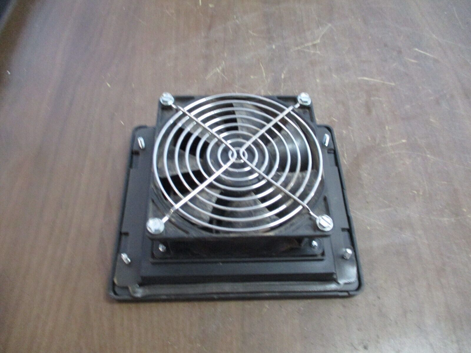 Minebea / Hoffman Fan Package 4715KL-05T-B40 *Broken Vent* *Cracked Cover* Used