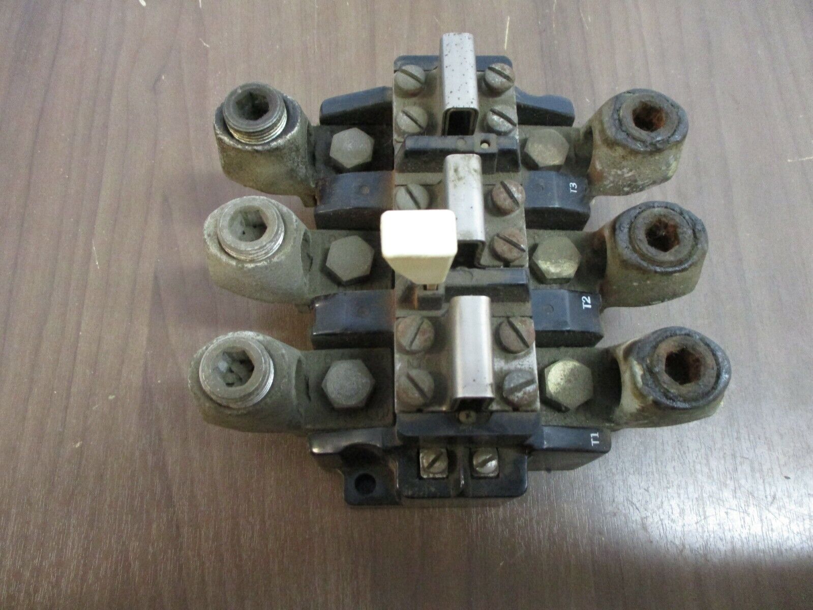 Allen-Bradley Overload Relay 815-EOV16 Ser. K 600V Used