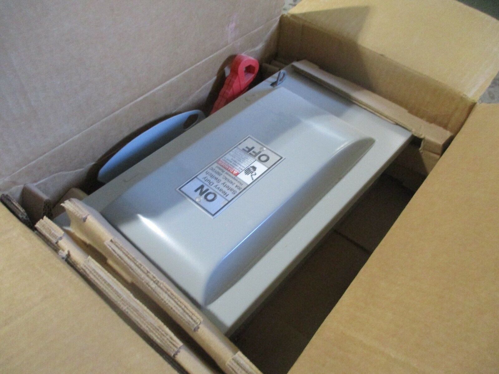 Siemens Fusible Safety Switch / Disconnect HF221N 30A 240V 2P New Surplus