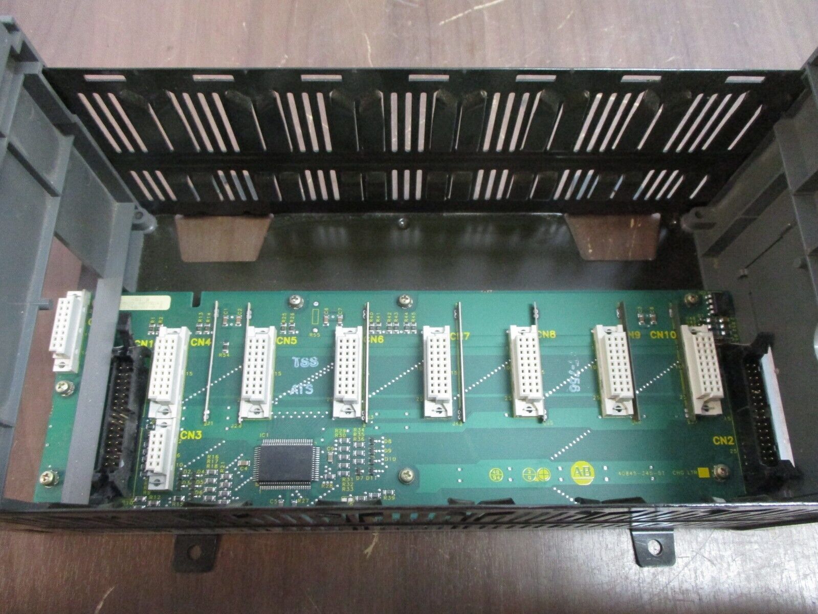 AllenBradley SLC 500 PLC Rack 1746A7 Ser A 7Slot Used
