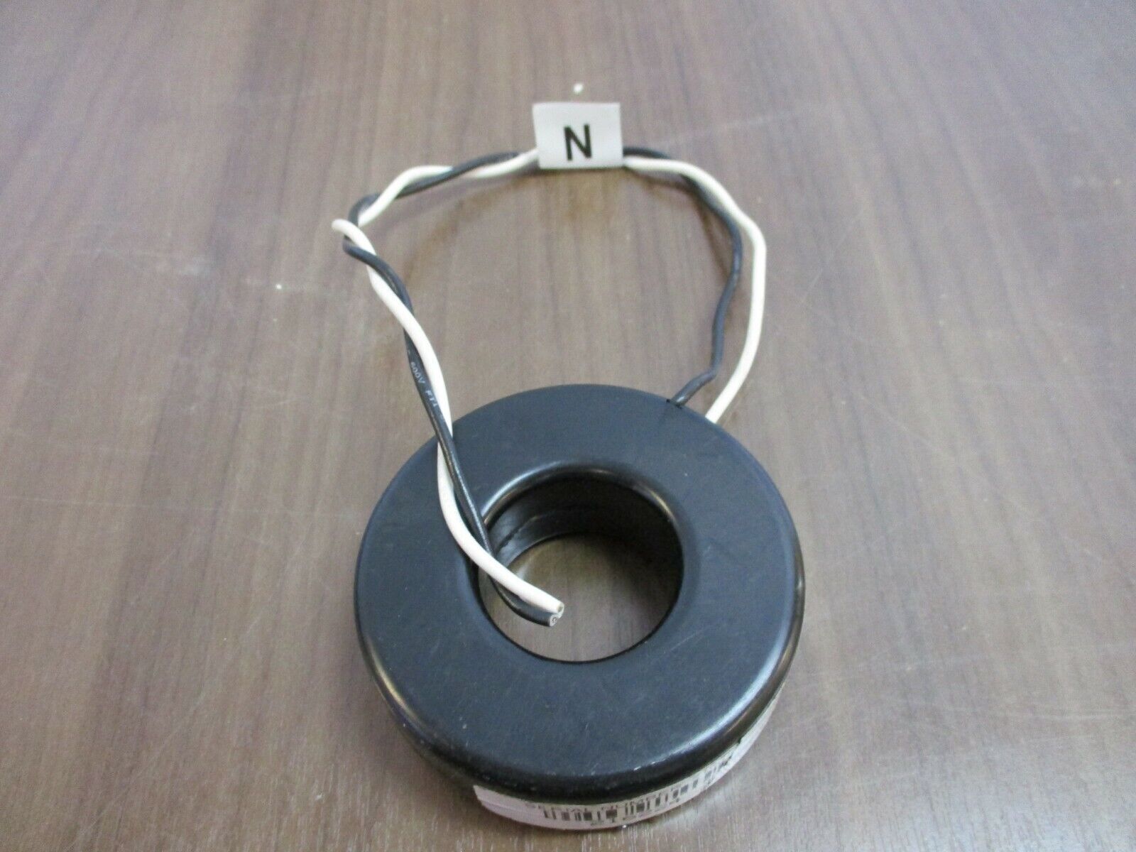 Tyco/Crompton, Current Transformer, part#: 5RL-501- L72, ratio 500:5A, 12.5VA, 6
