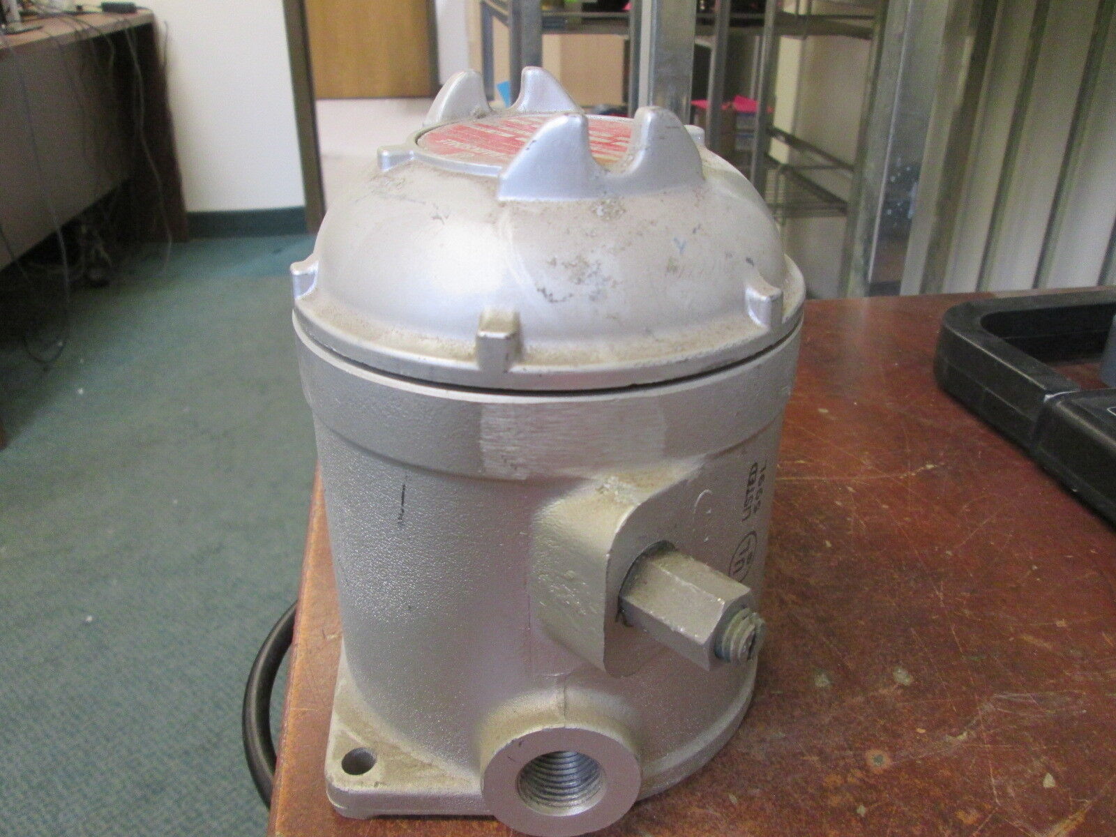 Barksdale Explosion Proof Pressure Switch D1X-A150S3-UL Range: 1.5-150 PSI Used