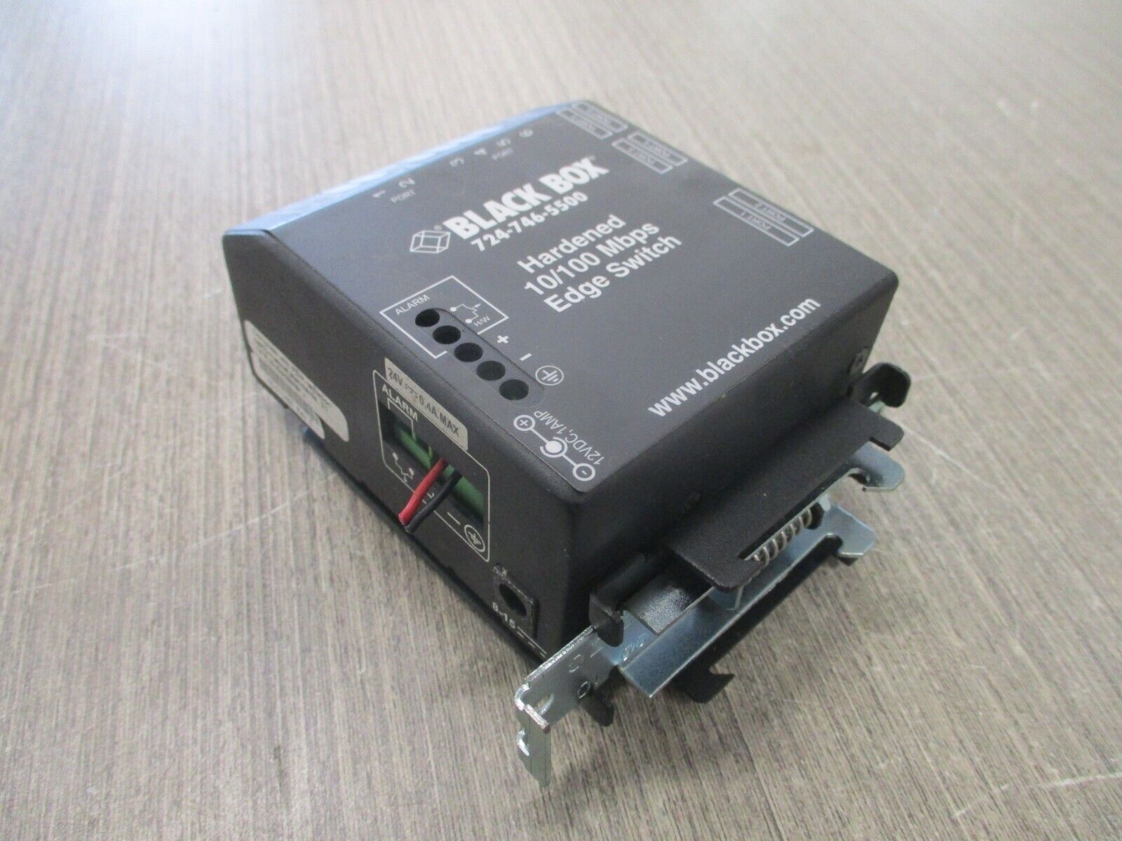 Black Box Hardened 10/100 Mbps Edge Switch LBH240A-HD-SC-24 Used