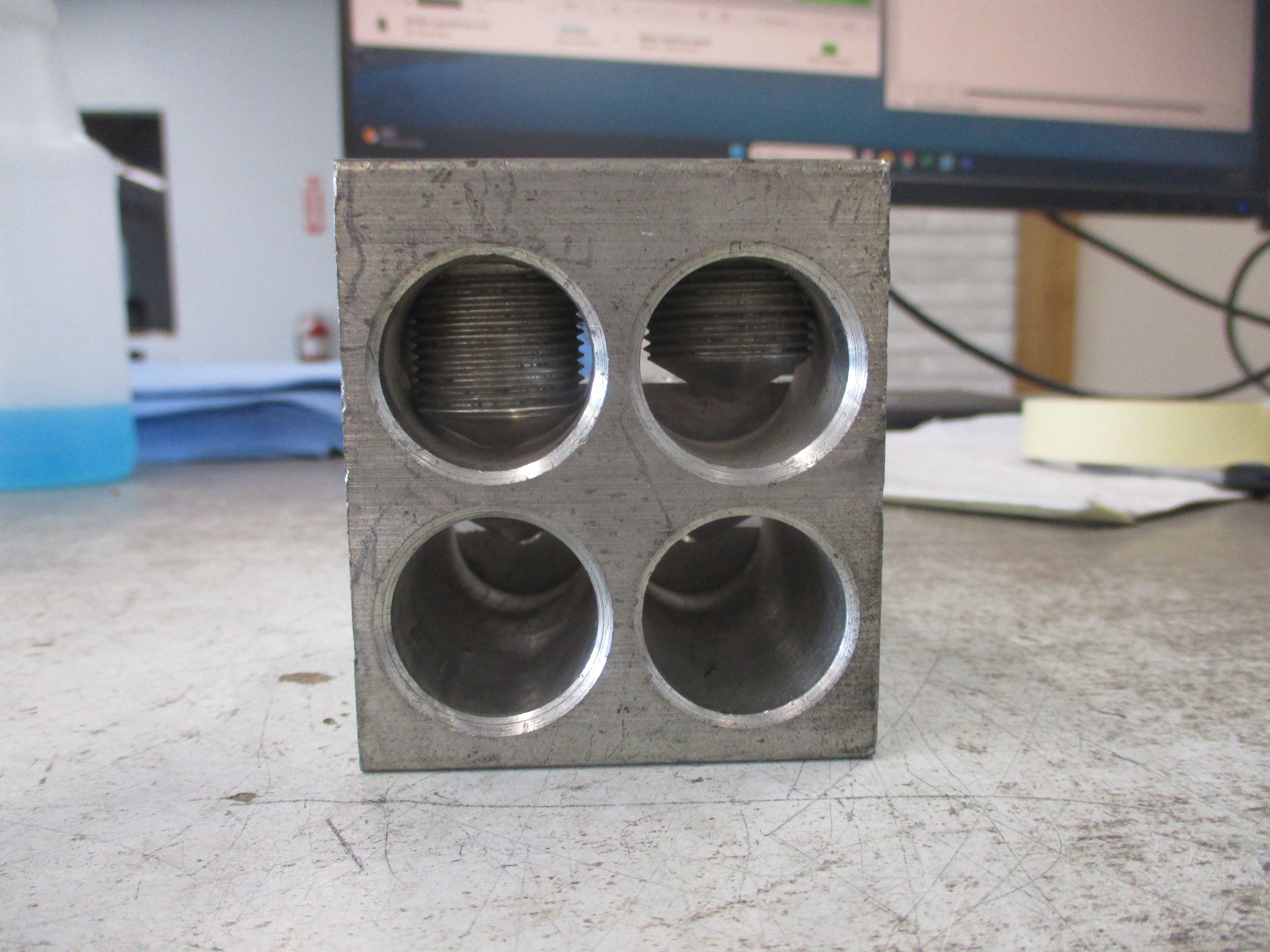 Ilsco Lug D3126 750 MCM-3/0 Used