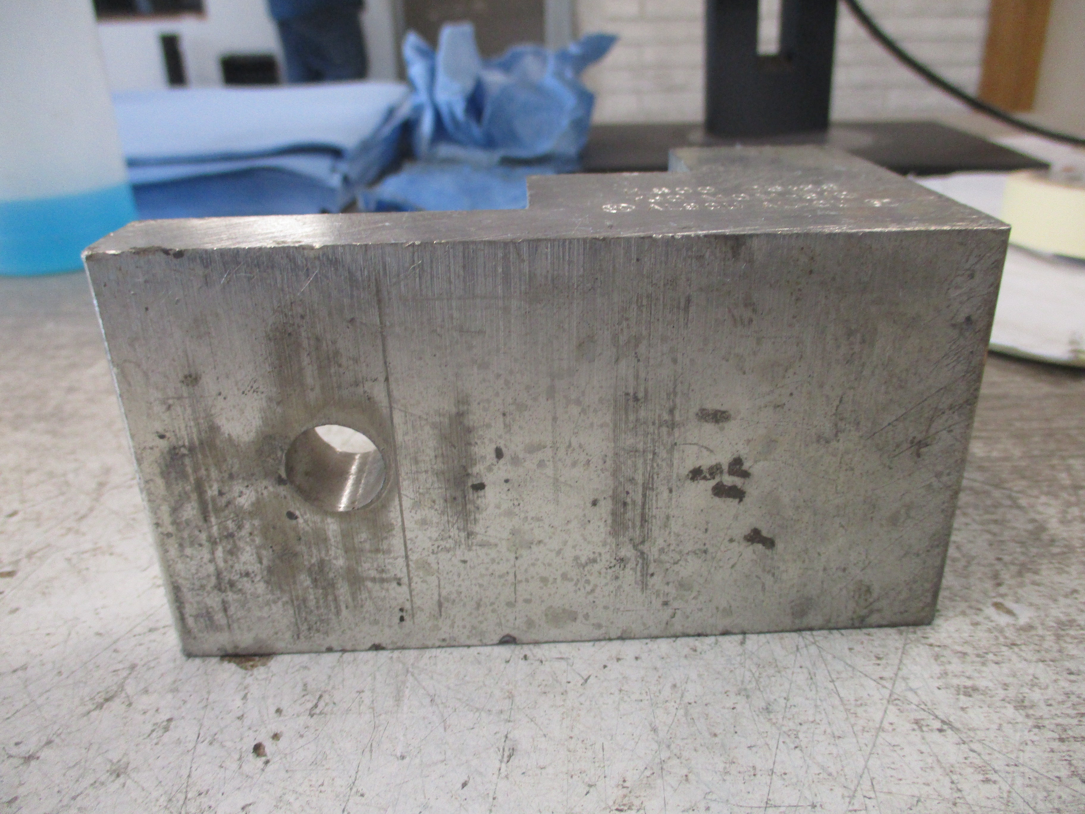 Ilsco Lug D3126 750 MCM-3/0 Used