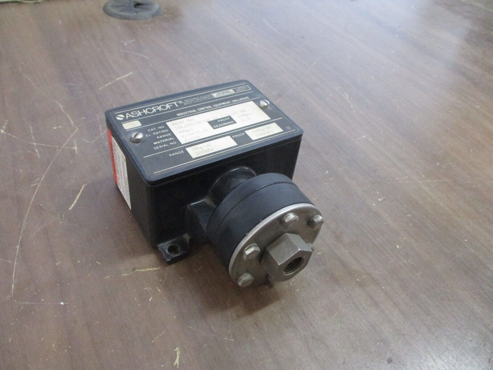 Ashcroft Pressure Switch B464V XG6 400PSI Used