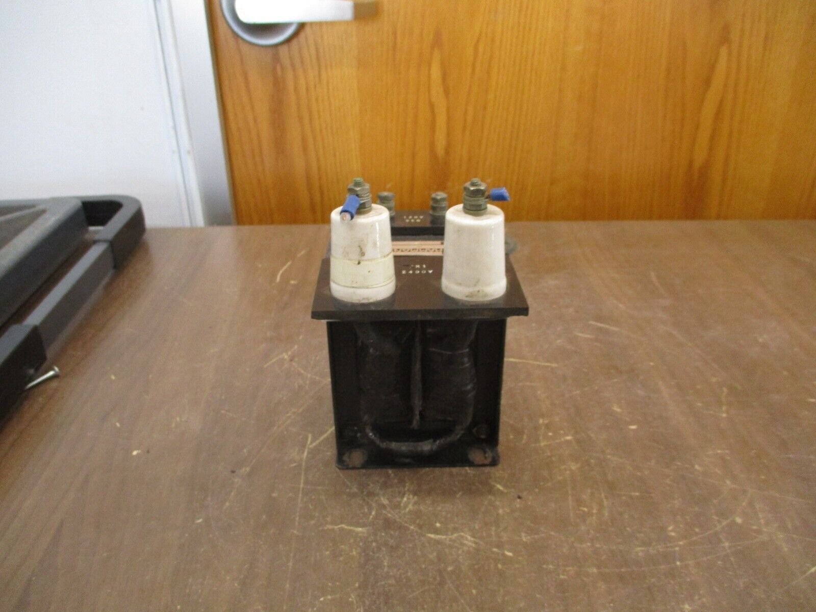 Hammond Transformer 87317 5VA Pri: 2400V Sec: 120V 60Hz Used
