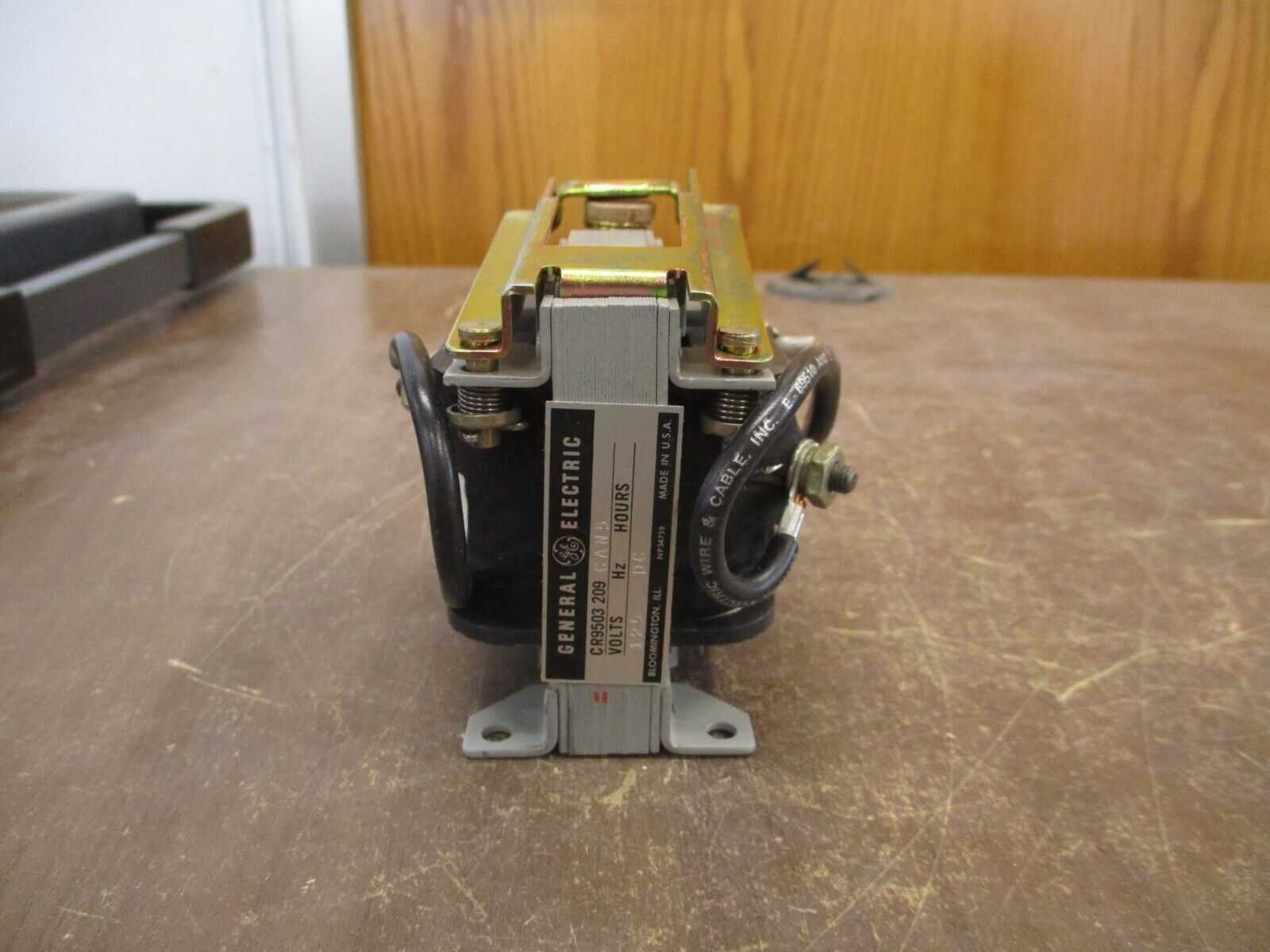 GE Solenoid CR9503209CAN5 125VDC Coil *Missing Actuator* New Surplus