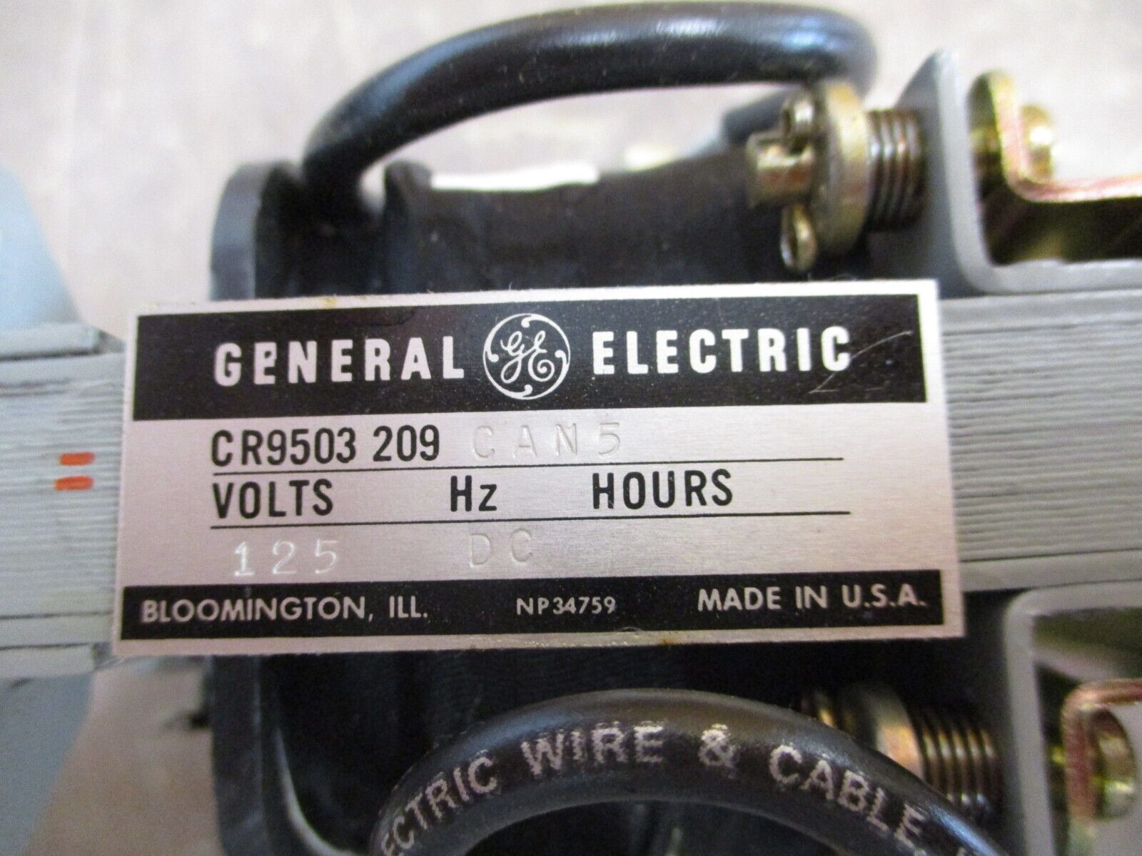 GE Solenoid CR9503209CAN5 125VDC Coil *Missing Actuator* New Surplus
