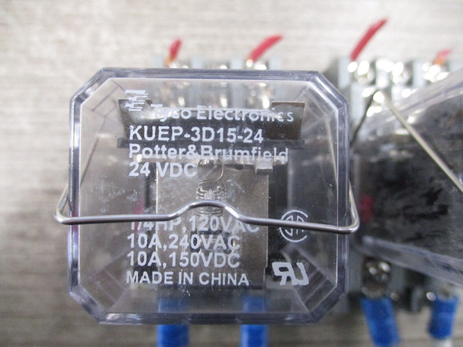 Tyco /Potter & Brumfield Relay W/Base KUEP-3D15-24 24VDC * Lot of 2 * Used