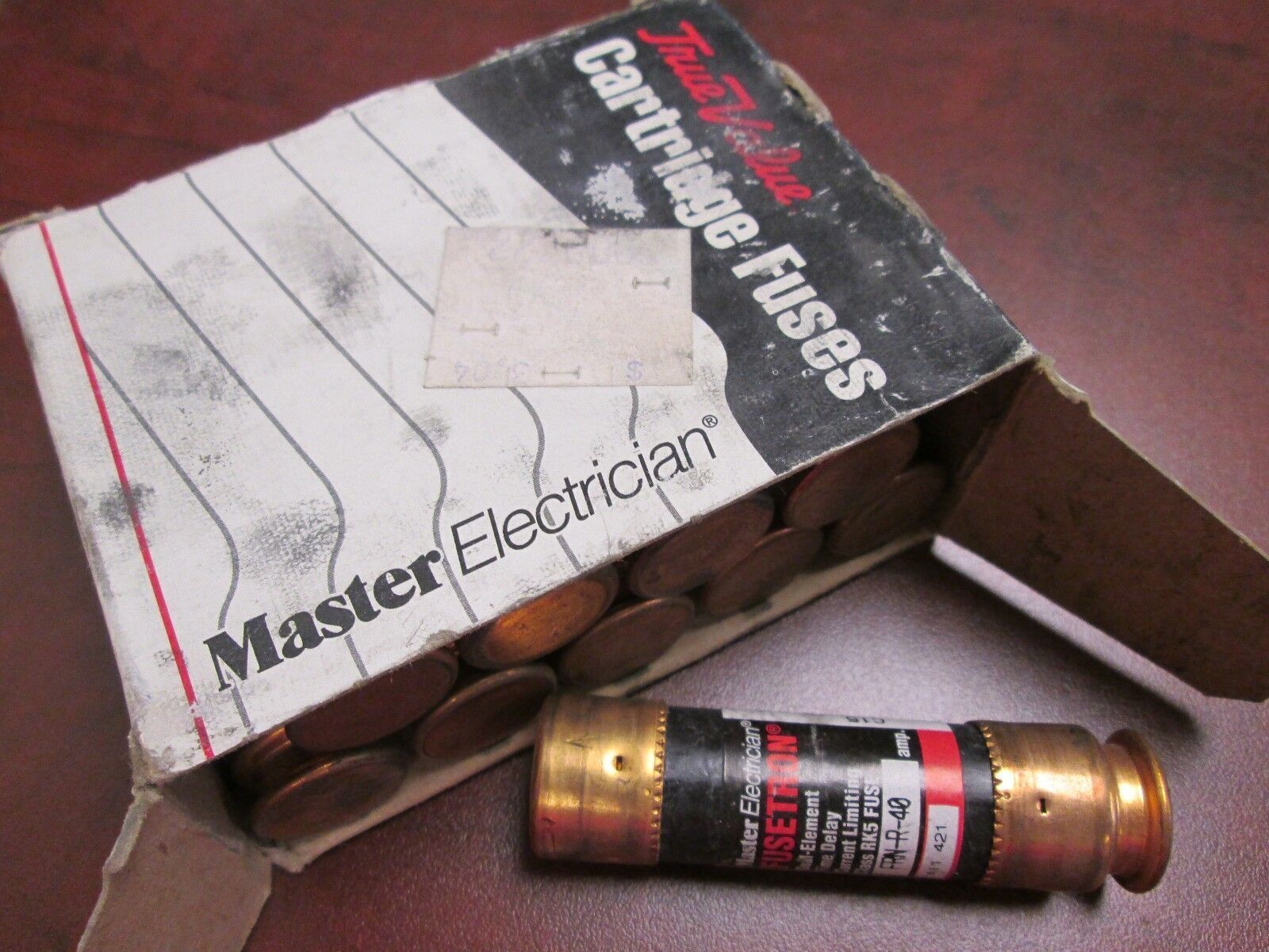 Master Electrician Time Delay Fuse 411-421 40A 250V Lot of 10 New