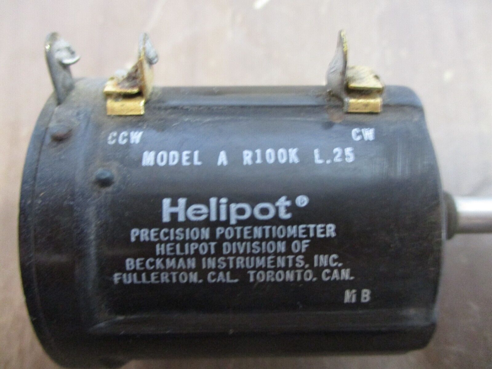 Beckman Helipot Precision Potentiometer A R100K L.25 Used
