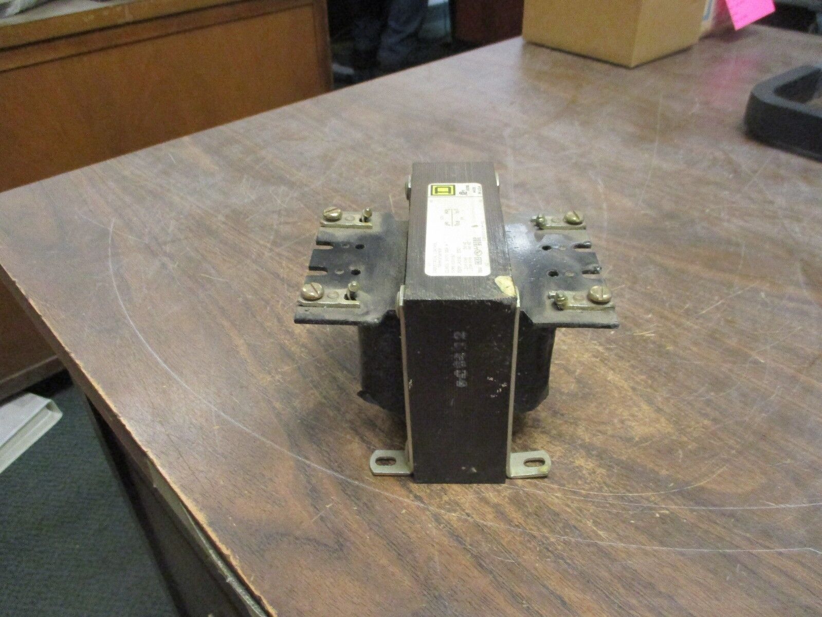 Square D Control Transformer 9070 K200D7 0.200KVA Pri:120V Sec:24V 50/60Hz Used