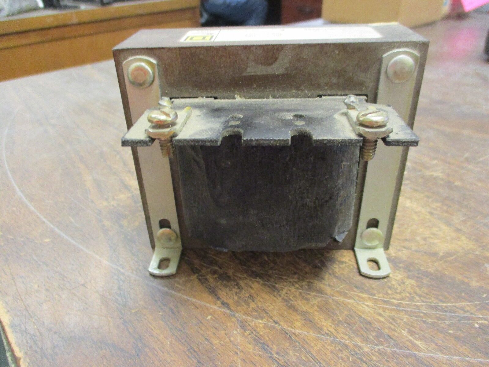 Square D Control Transformer 9070 K200D7 0.200KVA Pri:120V Sec:24V 50/60Hz Used