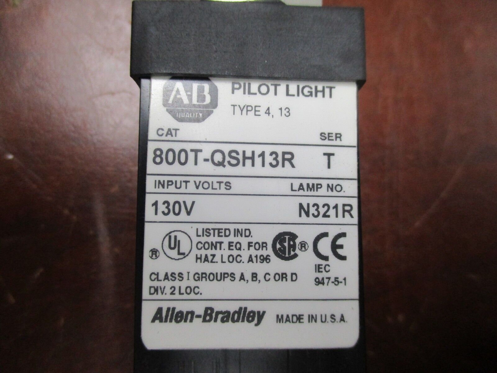 Allen-Bradley Pilot Light 800T-QSH13R 130V Red Used