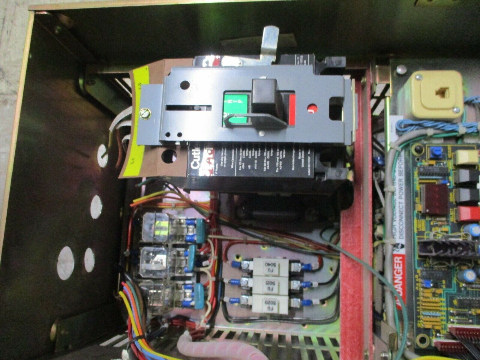 Eaton Dynamatic AC Drive IS 5000+ 5HP 460V 3Ph 60Hz 8A Used